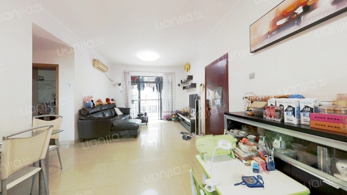 依山居二手房实景图