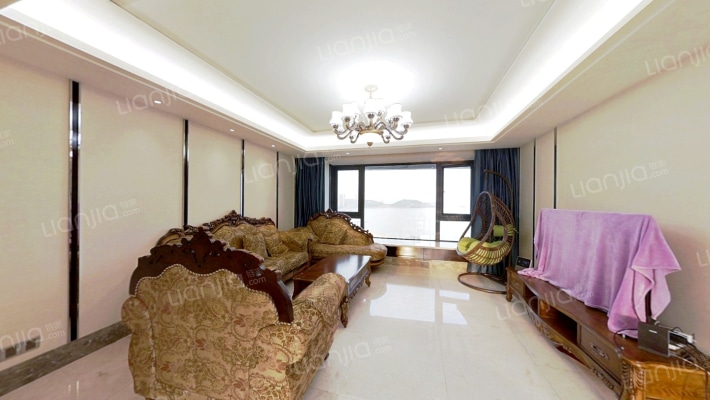 凤凰海域二手房实景图