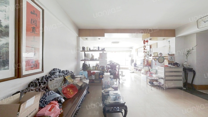 河畔明珠二手房实景图