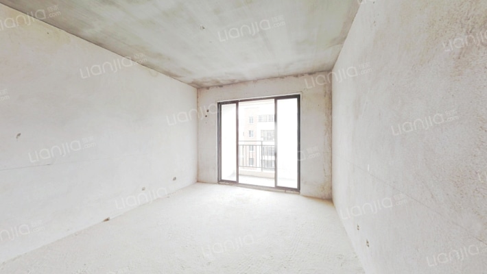 嘉和万世二手房实景图