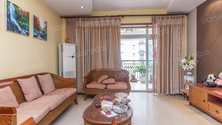 金沙港湾三房跃层三个大阳台安静视野好