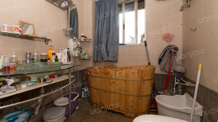 坡月山庄,花园洋房,四房,有装修_重庆花卉园坡月山庄二手房推荐(重庆