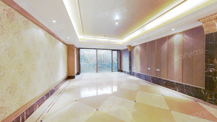 融创玖玺台二手房实景图