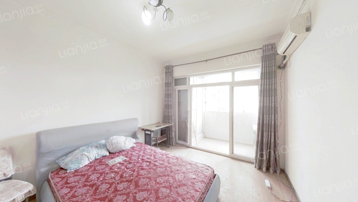 美丽蓝湾政府大楼二手房实景图