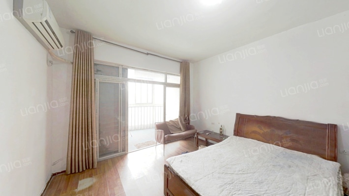 美丽蓝湾政府大楼二手房实景图