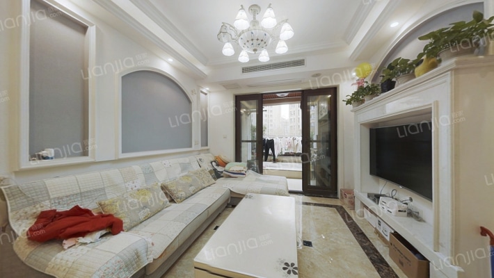 融创凡尔赛领馆二期二手房实景图