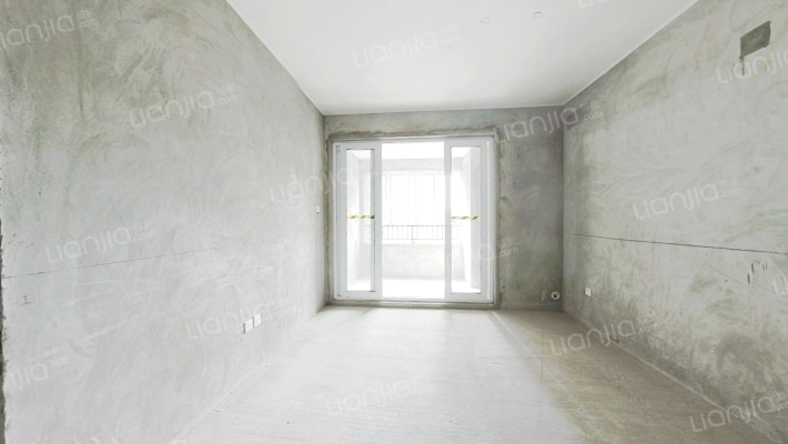 保利江上明珠乐园二手房实景图