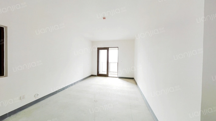 新江与城清晖岸二手房实景图