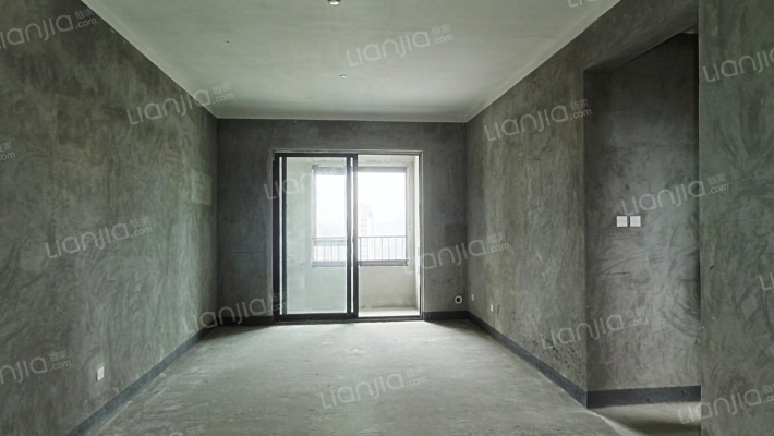 鲁能城中央公馆三期二手房实景图