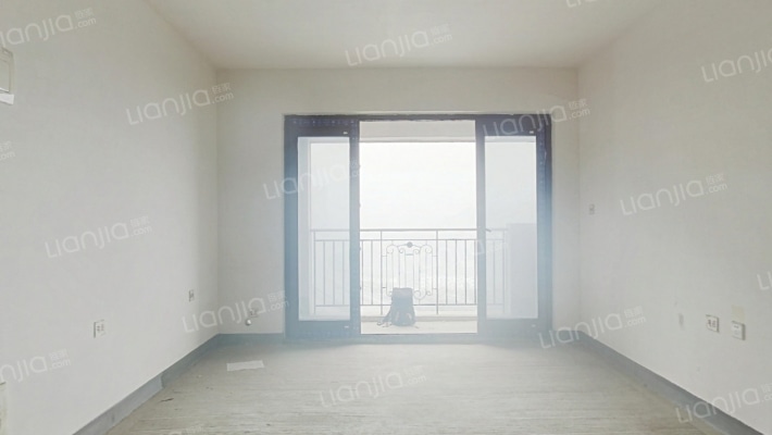 华宇天宫花城A组团二手房实景图