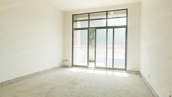 山顶道8号二手房实景图