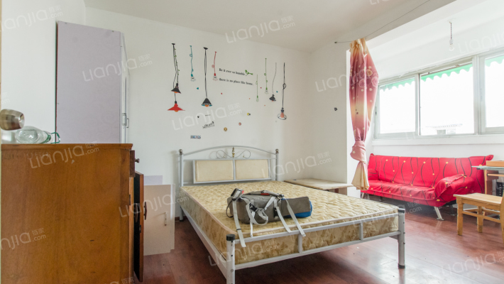 新乐中街2号 两居室 简单装修