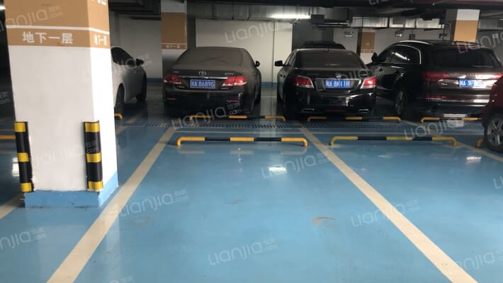 什么是双标准车位 9c82eb86-0e8d-490b-bb7e-457c9c443e30.jpg.710x400.jpg