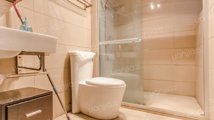 融城理想 套三 有入户有阳台 有装修