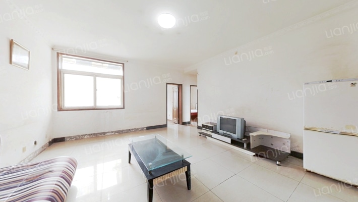 恋日家园A区二手房实景图