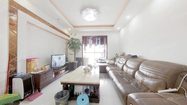 华晨雅庭二手房实景图