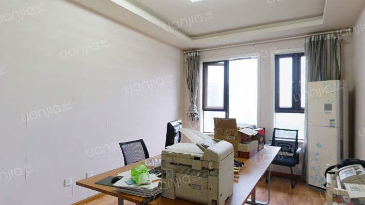 保利金香槟二手房实景图