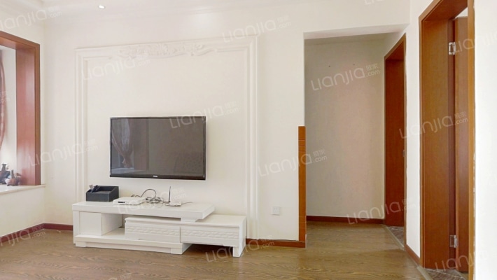 堰山和畔4期二手房实景图