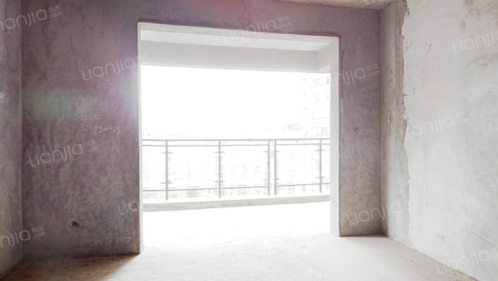 世纪春天二手房实景图