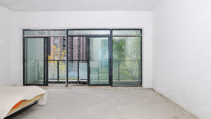 中天世纪新城七组团二手房实景图