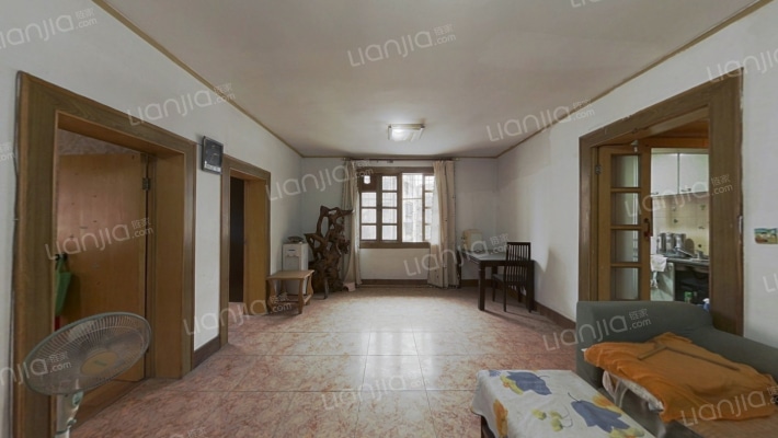 贵乌中路229号楼二手房实景图