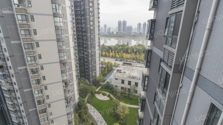 汉中二手房 汉台区二手房 汉台区二手房 竹园华府二手房 当前房源