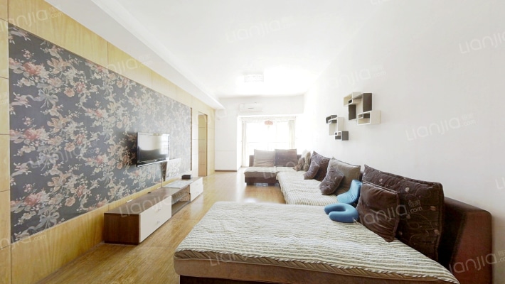 高新品阁二手房实景图