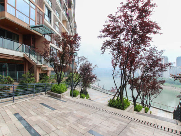 龙湖春森彼岸 一期前排 大四房 田园风格 198万