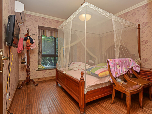 户型方正,通风好_重庆汽博中心保利高尔夫公馆二手房推荐(重庆链家网)