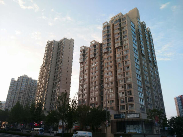 万科城纽约街区优质套三 万科的物业安全的保