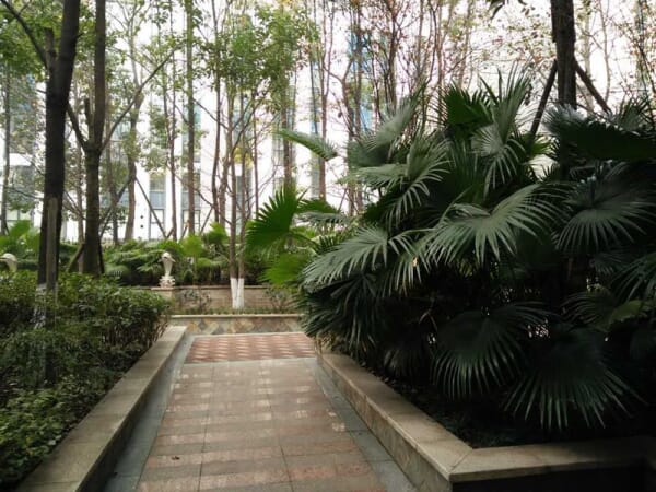 花间兰庭 1室1厅 2300元