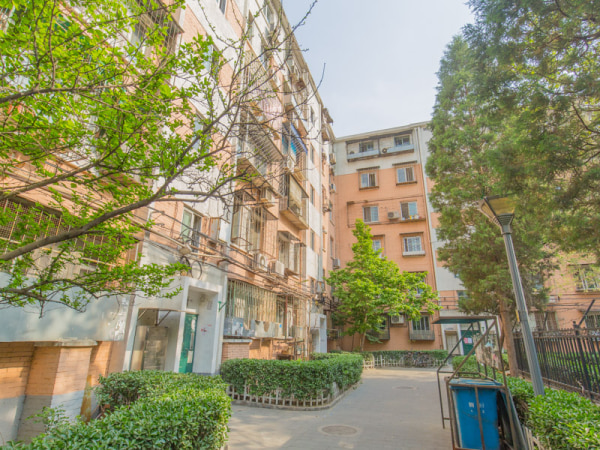 安华西里 双南两居室 独门 独院 看房方便_北京安贞