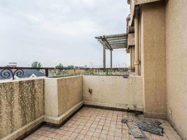 龙熙顺景 上叠别墅 南北通透 业主诚心出售