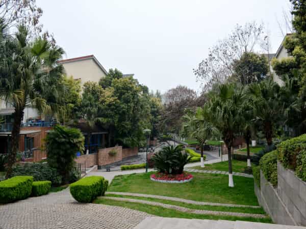 地铁学区房 考虑投资或小孩读书首选_成都川师万科城市花园二手房推荐