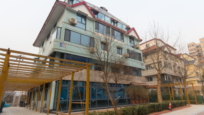 健翔桥附近 健翔山庄整栋出售 适合办公带车位