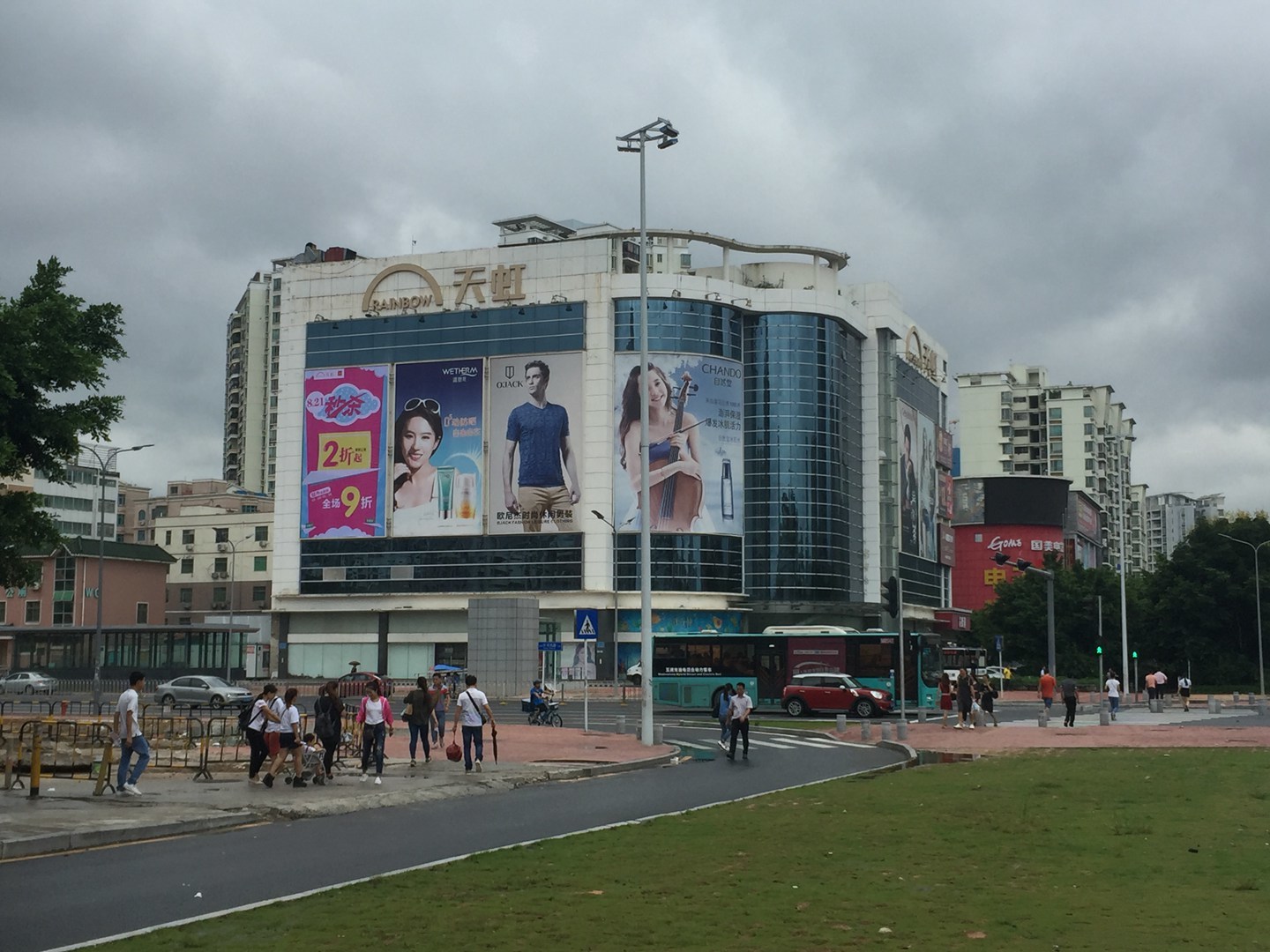 德意名居一期小区附近有哪些地标