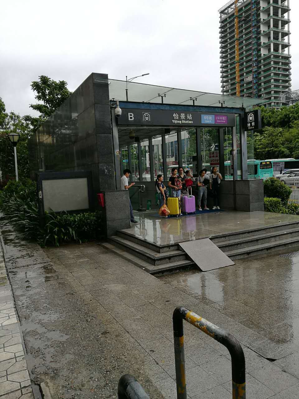 华丽西村小区附件有哪个地铁站