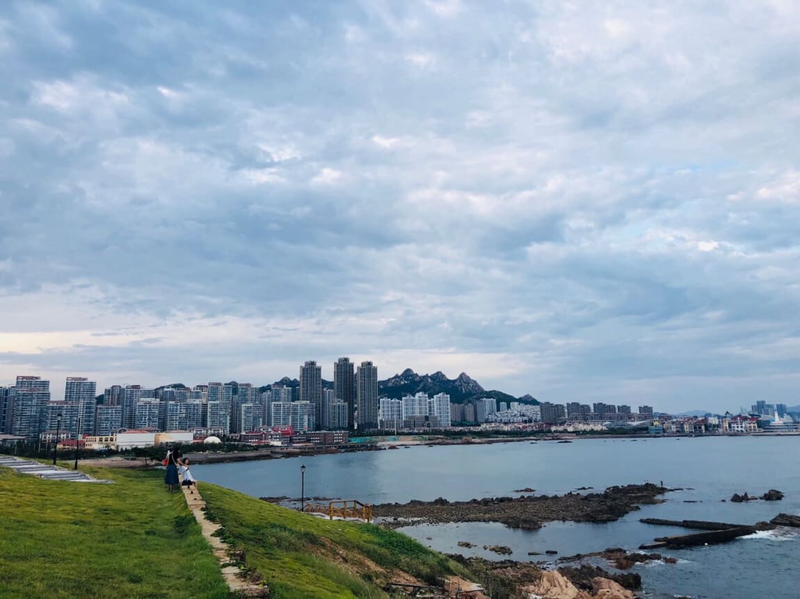 麦岛从最初的一个大村落,上千户人家,经历了整村改造工程.