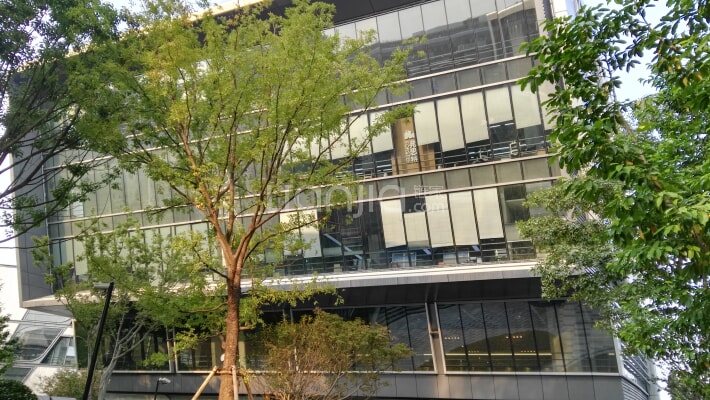 虹桥正荣中心外景图