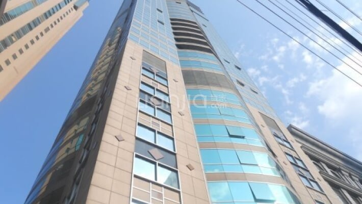 峻岭广场外景图