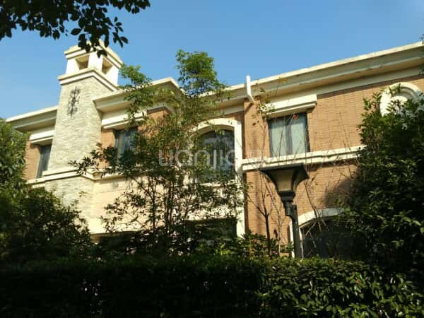 花园600平,满五年唯一,钥匙房,随时看_上海赵巷中海翡翠湖岸二手房