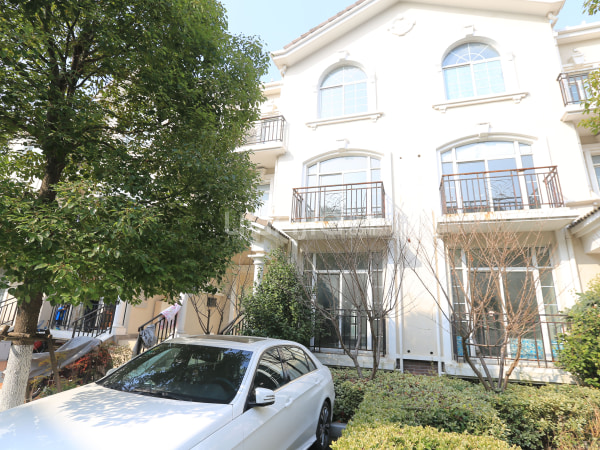 合生朗庭 联排 花园200平 钥匙房 紧邻17号地铁_上海赵巷合生朗廷二手