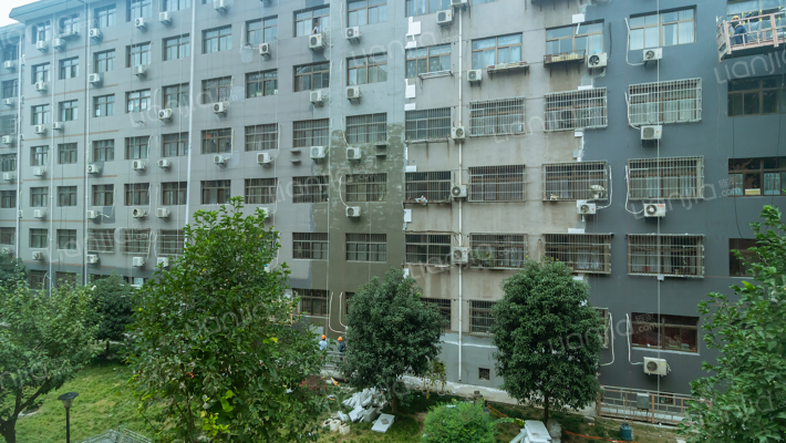 南小巷11号院外景图