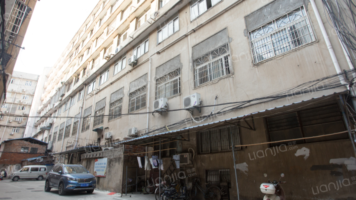 一建司小区外景图