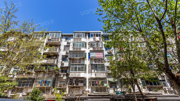 湖滨东村外景图