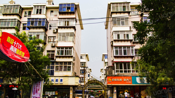 谈后小区外景图