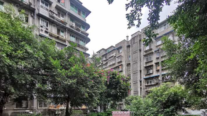 星河小区外景图