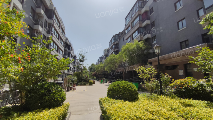 世纪豪苑外景图