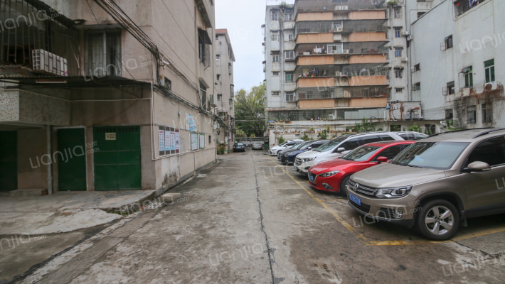 银园小区外景图