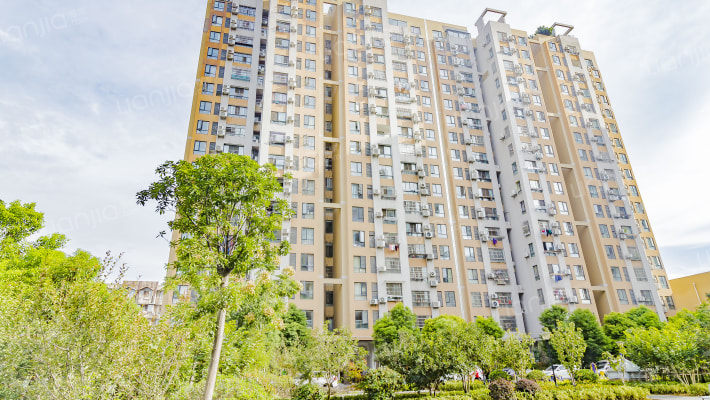 青城华庭外景图